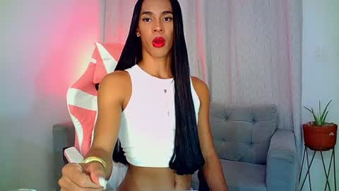 Snapshot of rosalindasexy chatting on July 2026 04:51:02 AM Rosalinda online show from July 2026 04:51:02 AM