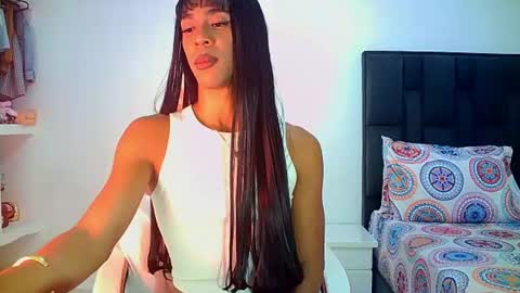 Snapshot of rosalindasexy chatting on July 2026 07:23:02 AM Rosalinda online show from July 2026 07:23:02 AM