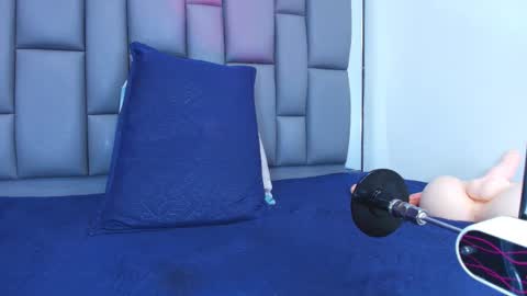 rosana_gomez online show from November 2025 03:15:01 AM