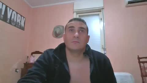 Snapshot of rosario1212 chatting on December 2024 01:10:02 AM Rosario online show from December 2024 01:10:02 AM