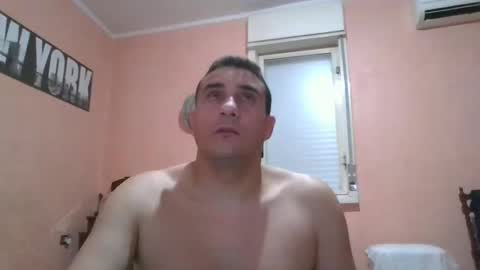 Snapshot of rosario1212 chatting on January 2025 11:48:02 PM Rosario online show from January 2025 11:48:02 PM