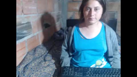 rose and domy online show from November 2025 03:20:02 AM