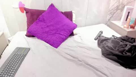Snapshot of rose_nova_ chatting on March 2026 08:27:02 PM Rose 3 online show from March 2026 08:27:02 PM