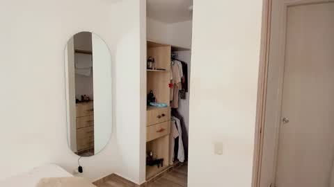 Jhoan Alexis online show from November 2025 05:34:02 PM