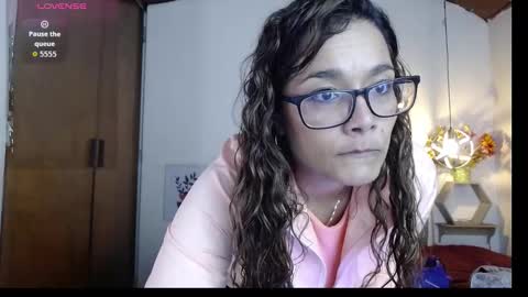 Rose  online show from September 2025 02:40:02 PM