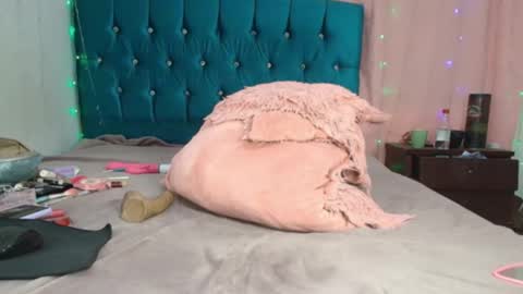 rose_victory online show from March 2026 05:01:02 AM