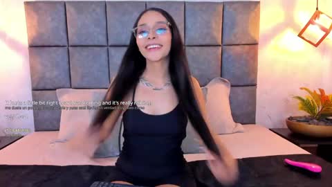 roseaurora online show from April 2026 11:22:02 AM