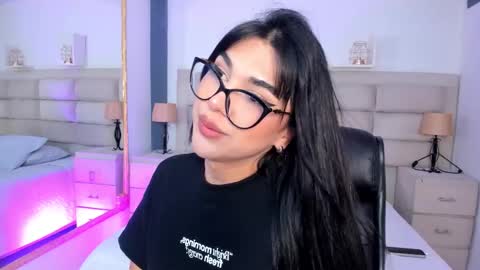 Rose online show from October 2025 01:29:01 PM