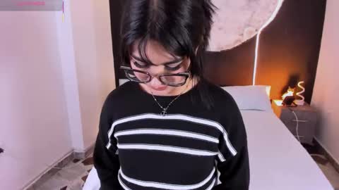 Rose online show from December 2025 02:15:01 PM