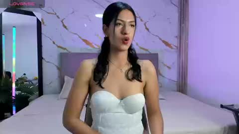 roseeluna online show from March 2026 04:01:01 PM