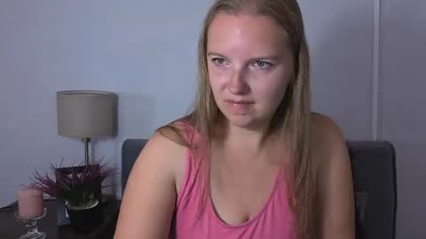 Snapshot of rosehypnotic chatting on July 2026 07:34:02 AM Rose online show from July 2026 07:34:02 AM