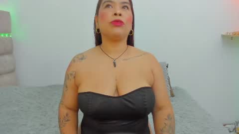 roselyn online show from July 2026 02:25:02 AM