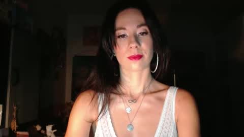 Rose online show from October 2025 06:10:02 PM