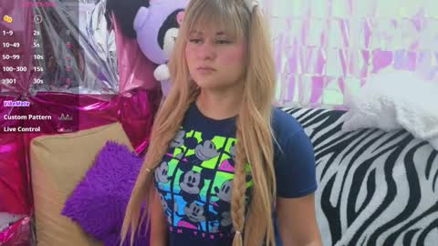 BabyRose online show from November 2025 12:10:02 AM