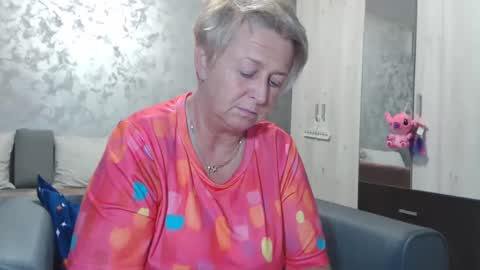 Lovepinklilly online show from February 2025 06:13:02 PM