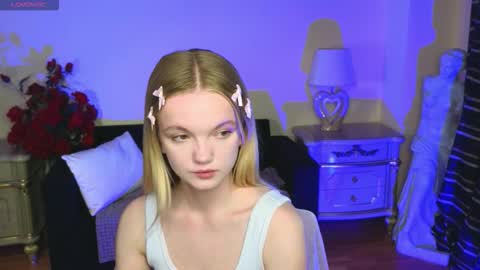 Sweety Kate online show from October 2025 04:33:01 AM