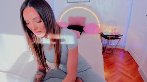 Nataly online show from April 2026 05:48:02 AM