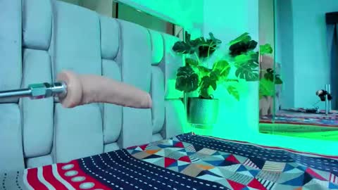 Rose online show from March 2026 05:43:01 AM