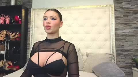 Gabriela online show from February 2025 06:31:02 PM