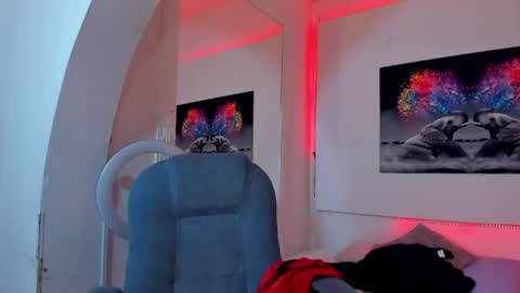 rosi_cooper online show from May 2026 11:06:01 AM