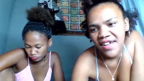 Snapshot of rosia22 chatting on September 2025 11:45:01 AM rosia22 online show from September 2025 11:45:01 AM