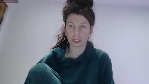 RosieHayes online show from March 2026 02:33:02 PM