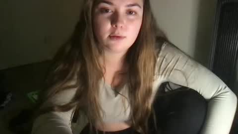 Snapshot of rosielinda16 chatting on December 2024 08:36:02 PM Rosie online show from December 2024 08:36:02 PM