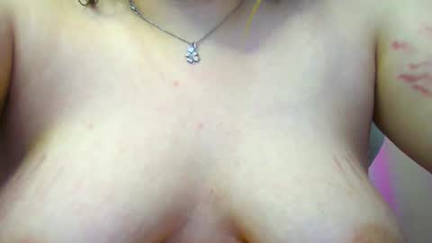Snapshot of rosienana chatting on July 2026 06:14:02 PM RosieNana online show from July 2026 06:14:02 PM