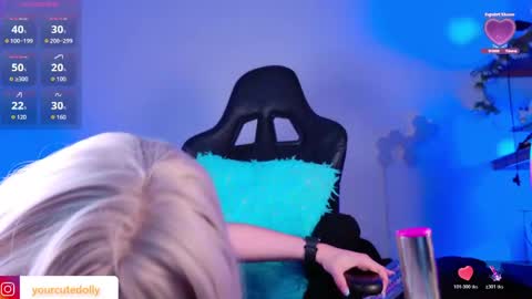 rositafresita01 online show from April 2026 01:45:02 PM