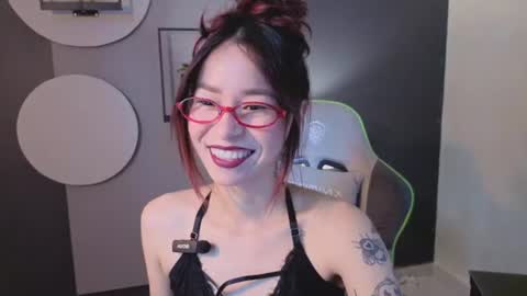 Miss Rosse online show from July 2026 03:40:01 PM