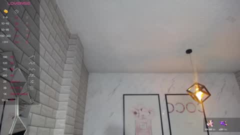 rosse jeane v online show from February 2025 01:11:01 PM