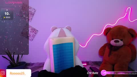 Snapshot of rossebunny25 chatting on January 2025 04:17:02 PM Rosse online show from January 2025 04:17:02 PM