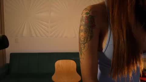 Snapshot of rosseyquiin chatting on December 2024 12:39:02 AM Rossey online show from December 2024 12:39:02 AM