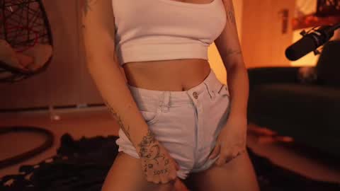 Snapshot of rosseyquiin chatting on March 2025 02:17:02 AM Rossey online show from March 2025 02:17:02 AM