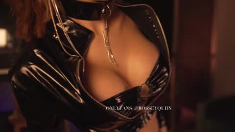 Snapshot of rosseyquiin chatting on February 2026 12:58:02 AM Rossey online show from February 2026 12:58:02 AM