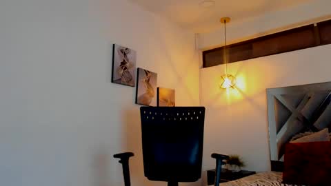 Ross online show from October 2025 04:10:01 AM