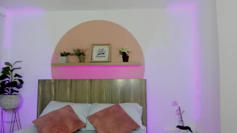 Snapshot of rossie_lanie_ chatting on February 2026 01:19:01 PM rossie_lanie_ online show from February 2026 01:19:01 PM