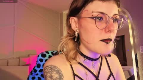 rossiie_hunt_ online show from May 2026 04:04:02 PM