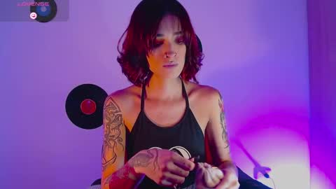 Snapshot of rot_wallace chatting on October 2025 10:43:02 PM rot_wallace online show from October 2025 10:43:02 PM