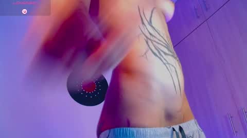 Snapshot of rot_wallace chatting on October 2025 10:19:01 PM rot_wallace online show from October 2025 10:19:01 PM