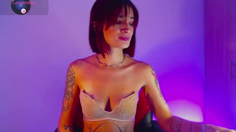 Snapshot of rot_wallace chatting on November 2025 09:57:01 PM rot_wallace online show from November 2025 09:57:01 PM