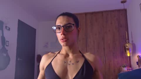 Snapshot of rouse_leon chatting on June 2026 06:12:01 PM Rouse leon online show from June 2026 06:12:01 PM