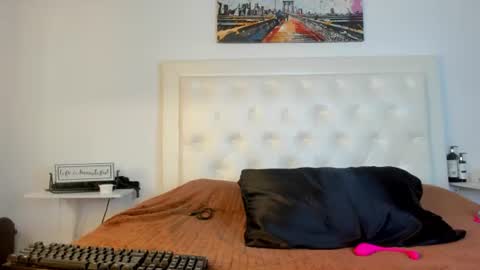 rouse_sexy_hotxx77 online show from June 2026 05:56:02 PM
