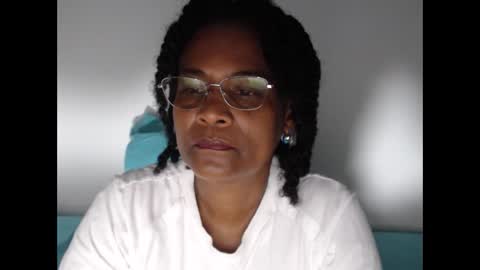 luxa online show from November 2025 02:51:01 PM