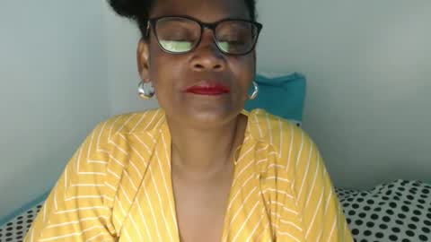 luxa online show from March 2026 12:16:01 AM