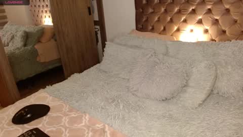 Rouss marie henao  online show from March 2025 10:45:02 PM