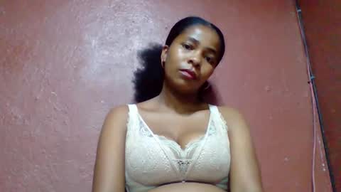 rovaelyah online show from October 2025 03:18:02 AM