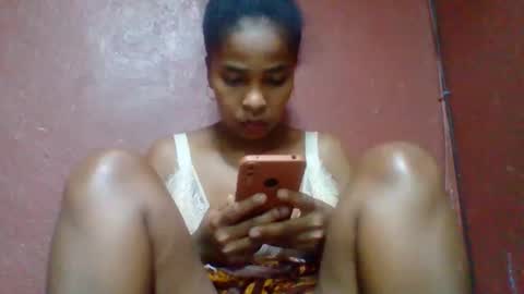 rovaelyah online show from October 2025 09:44:01 AM