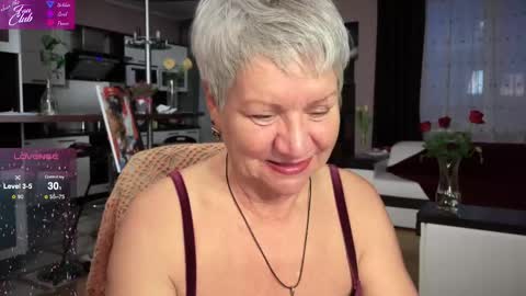 Roxana online show from February 2025 03:26:01 PM