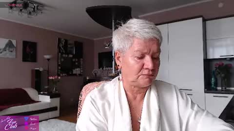 Snapshot of roxana_brooks chatting on August 2026 06:38:01 AM Roxana online show from August 2026 06:38:01 AM